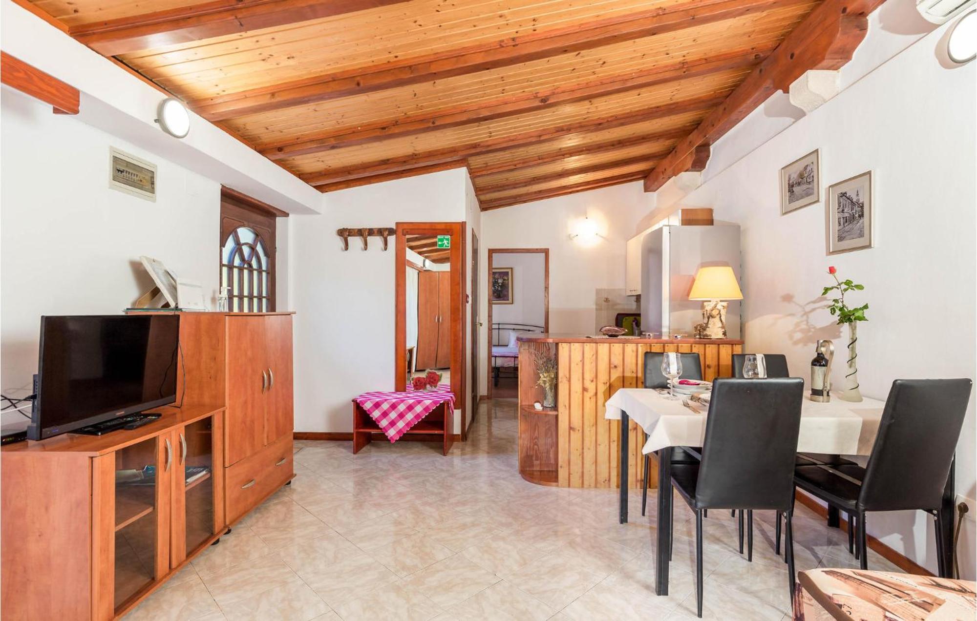 Awesome Home In Veli Lošinj Exterior foto