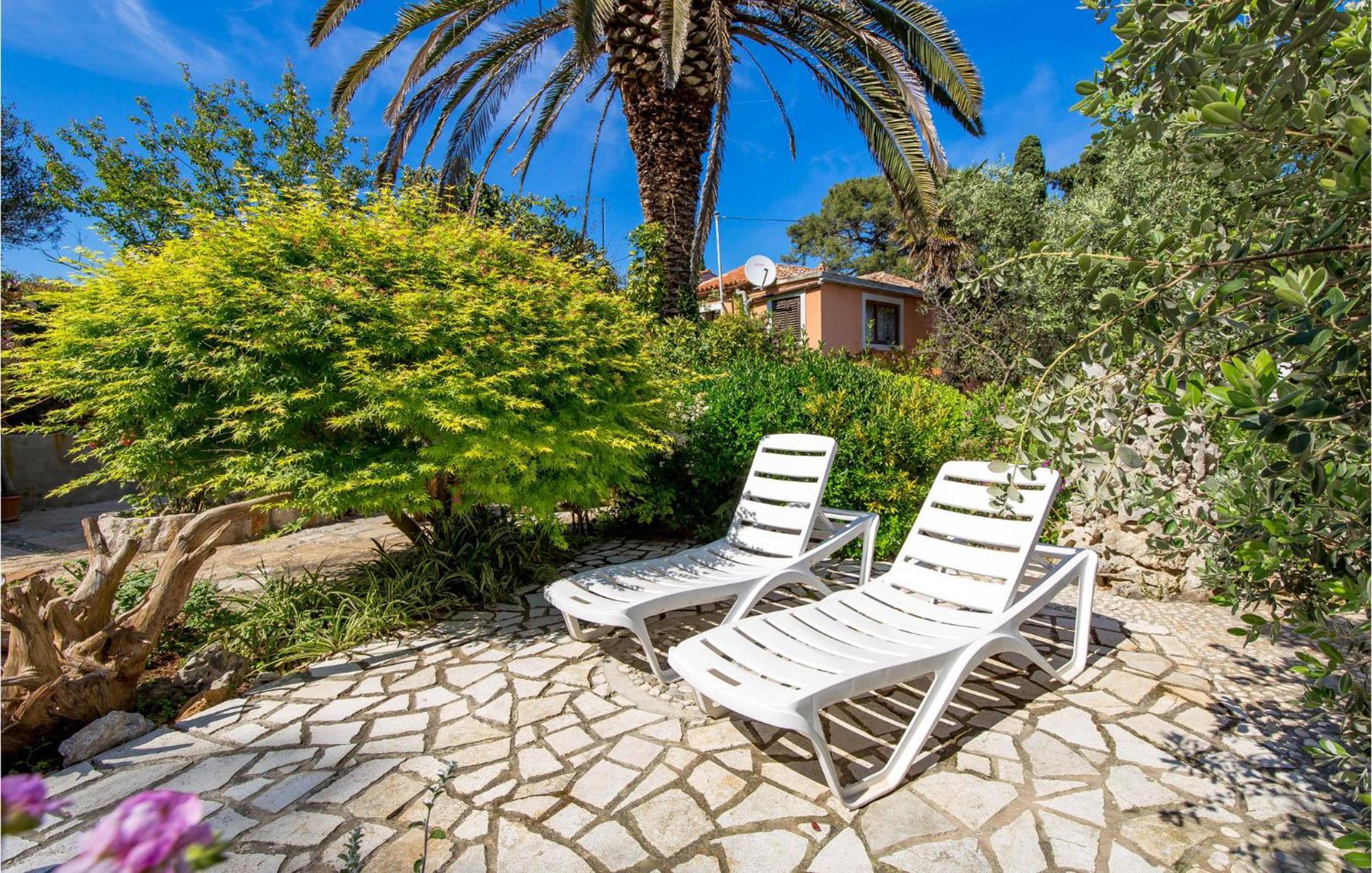 Awesome Home In Veli Lošinj Exterior foto